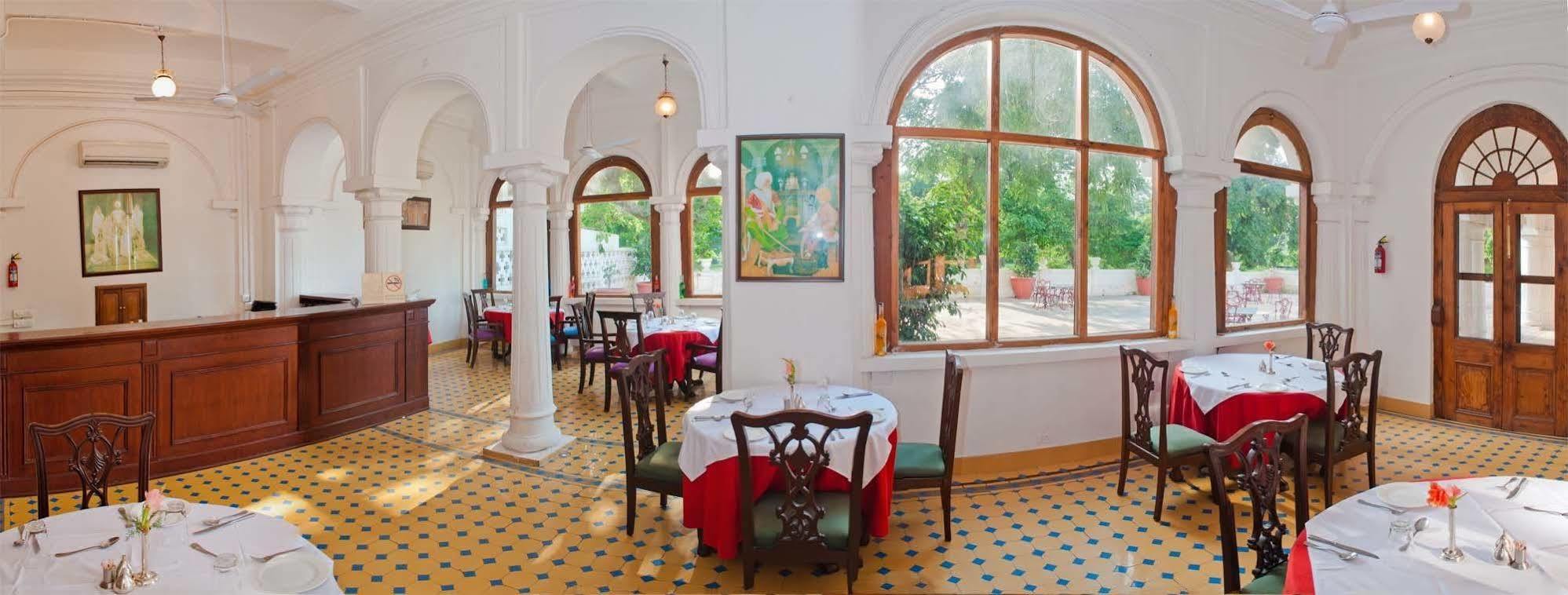 Neemrana'S - Baradari Palace Patiāla Extérieur photo